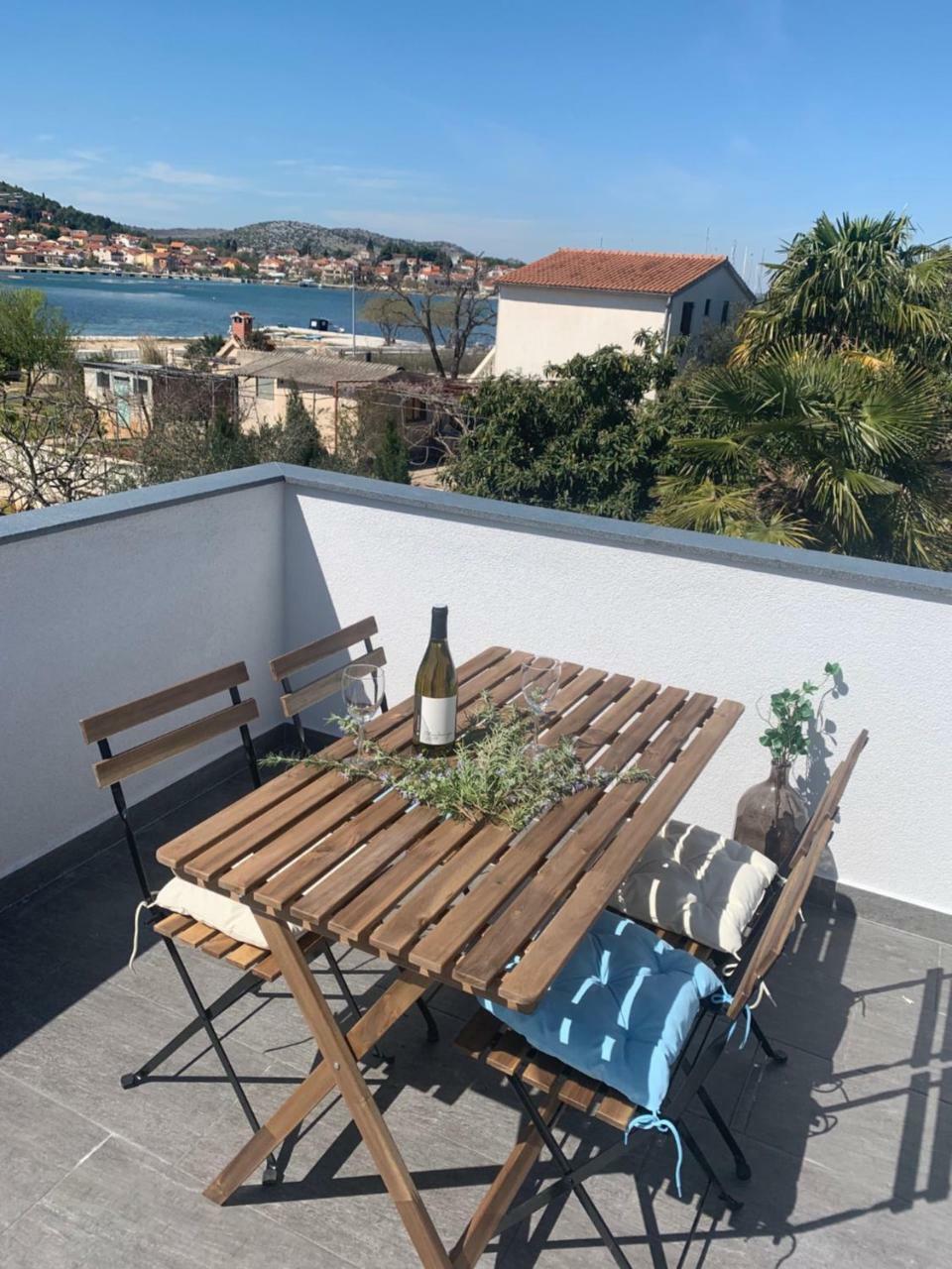 Modern Apartments Day Šibenik Eksteriør billede